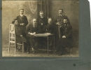 Преподавательский состав училища. Третий слева сидит А. И. Алфионов. Начало XX в. 7,3 х 21 см